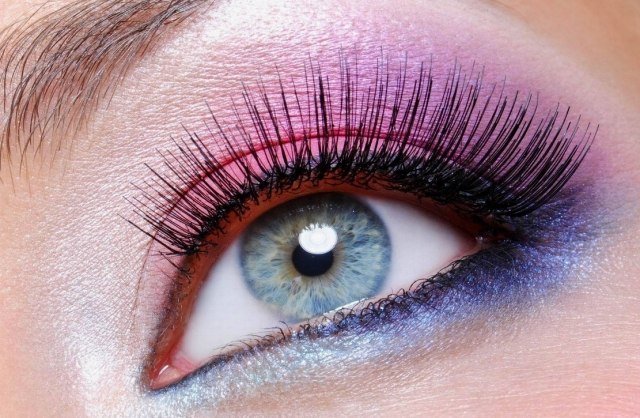 sutil-maquilagem-olhos-violeta-azul-pestanas artificiais lavadas