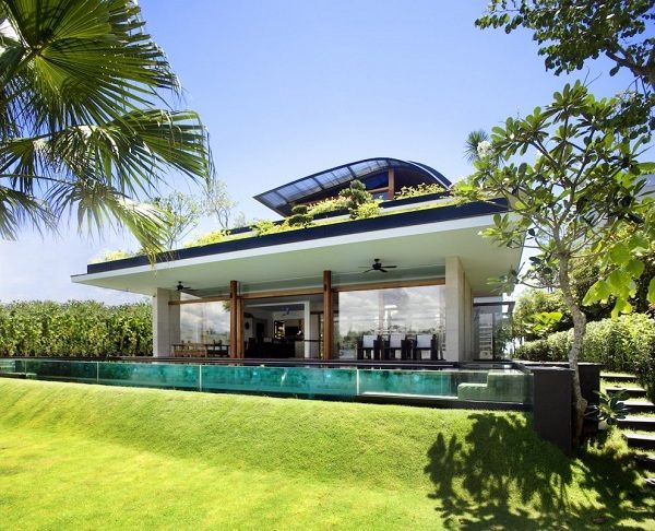 interessante-fachada-vidro-estrutura-casa-design de madeira