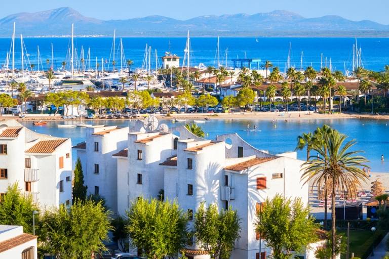 Férias em cidades de Maiorca com vistas à arquitetura