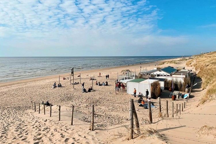 Praia em Amsterdã Férias na Holanda à beira-mar