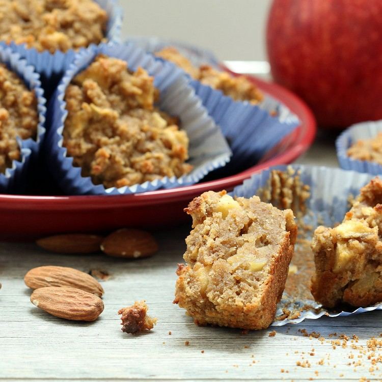 vegan-apple-cake-alternativo-preparação-muffins-amêndoas-banana-receita