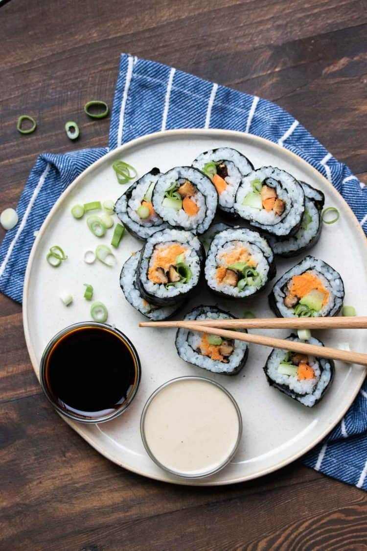 Torne o Maki Sushi vegano com vegetais
