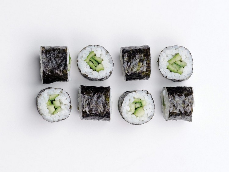 Hoso-Maki Sushi é vegano com pepino