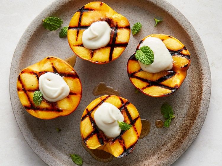 pêssegos grelhados com creme de sobremesas veganas receitas grelhadas vegetarianas fáceis