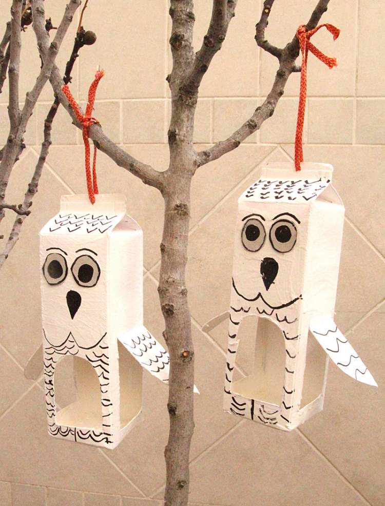 Bird-feed-house-build-milk-milk-cartons-tinker-decorate-funny
