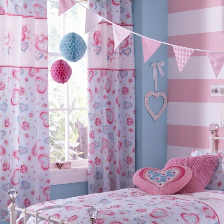Ideias de decoração de quarto de meninas com motivos fofos de corações