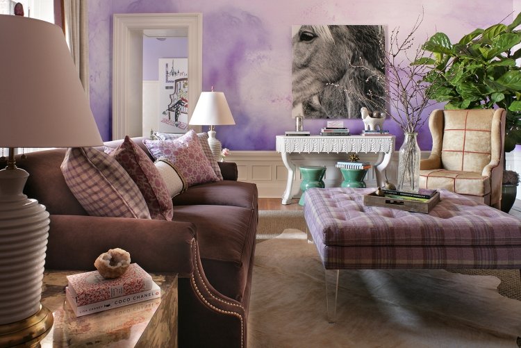 parede-idéias-design-aquarela-efeito-aquarela-rosa-violeta-escuro-sala de estar com móveis estofados