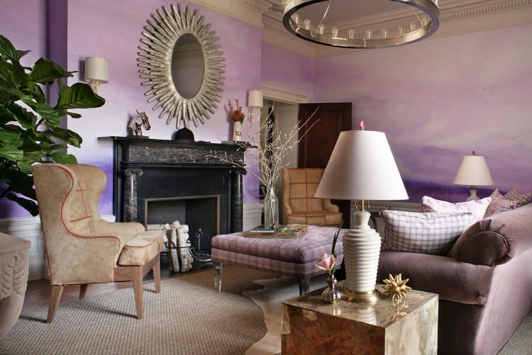pintura de parede-ideias-design-aquarela-efeito-aquarela-rosa escuro-sala de estar-lareira-móveis estofados