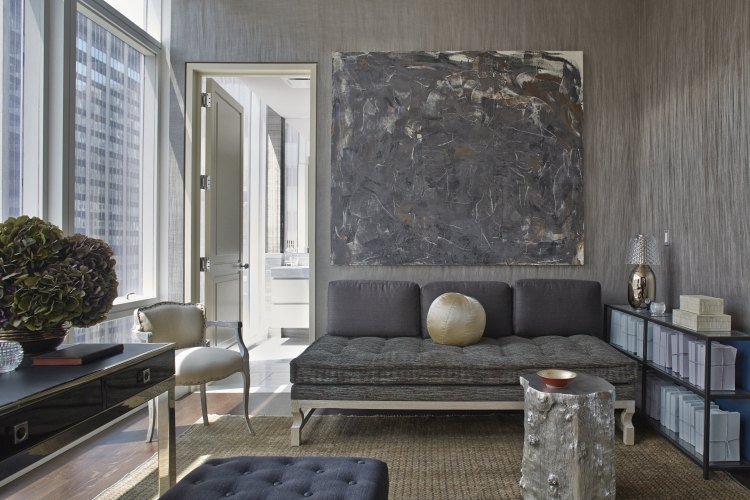 Cor da parede cinza-combinações-antracite-juta tapete-aparador-decoração-metal