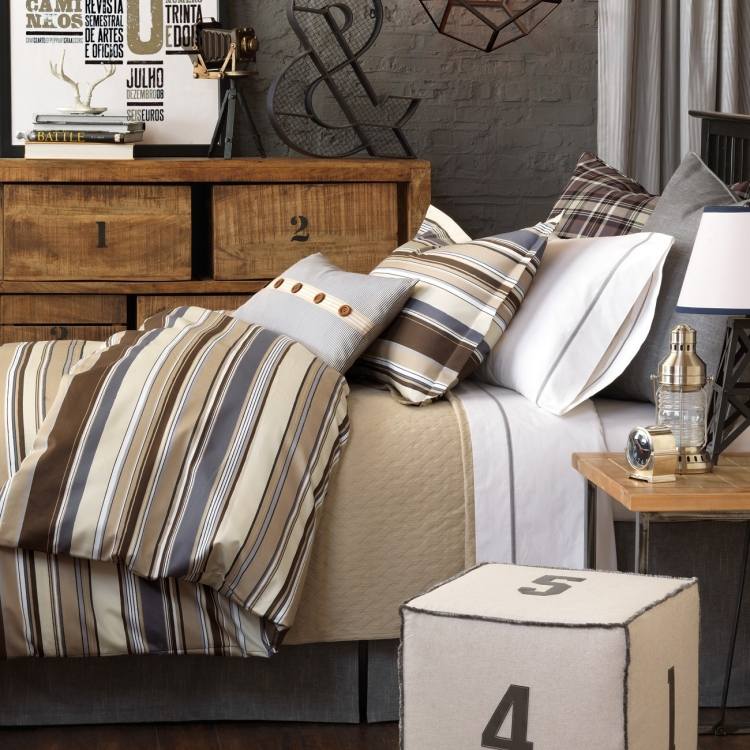 parede-cor-cinza-combinações-bege-madeira-marrom-quarto-roupa de cama-travesseiros