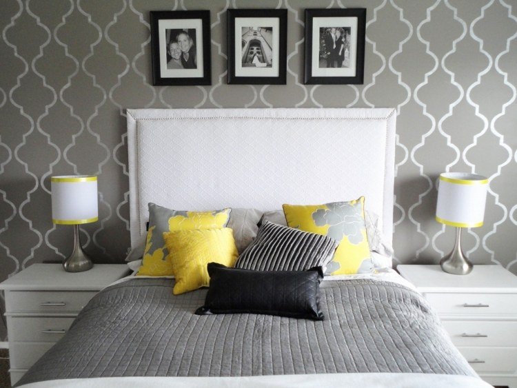 parede-cor-cinza-combinações-amarelo-branco-quarto-cinza-mesinhas de cabeceira-fotos-travesseiros