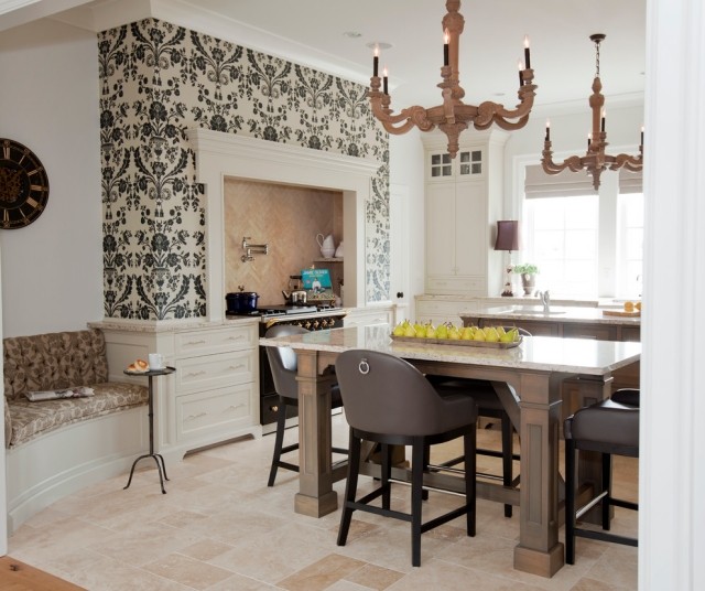 Kitchen-design-ideas-classic-elements-wall-design-wallpaper-ornaments