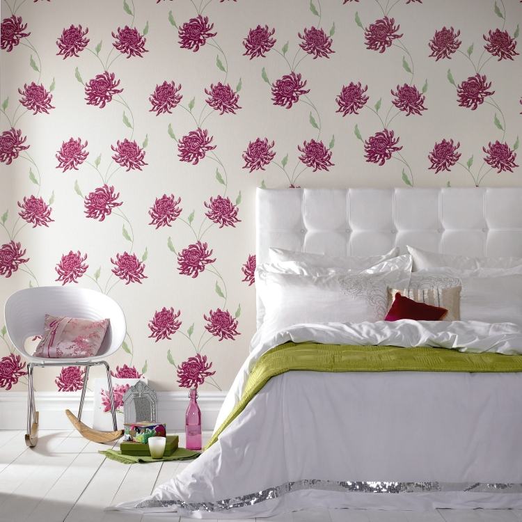 wall-design-bedroom-ideas-white-light-wallpaper-flowers-pattern-purple