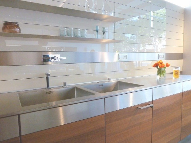 painéis de parede-cozinha-cozinha-espelho-moderno-vidro-aço inoxidável-madeira escovada