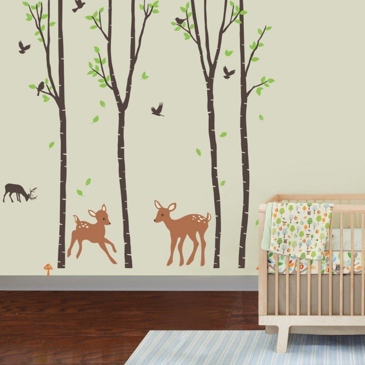 Decalque de parede-quarto de bebê-cervo-floresta-árvores-piso de madeira-berço-carpete
