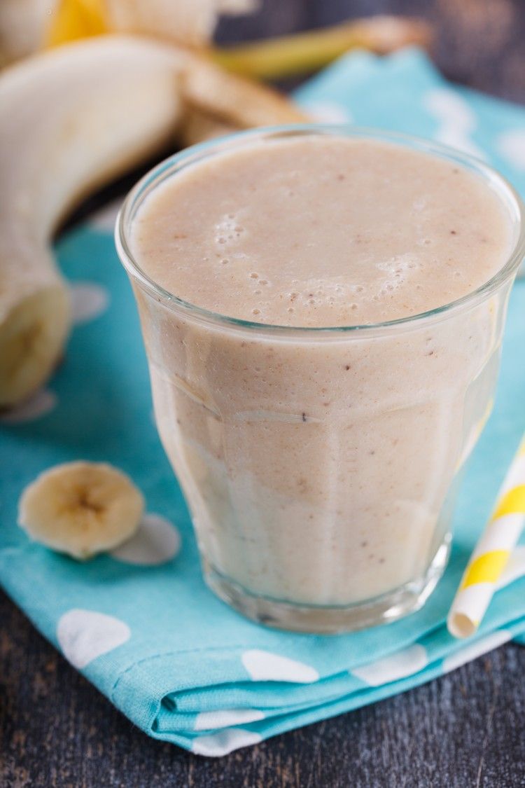 Prepare um smoothie de banana clássico enquanto está quente