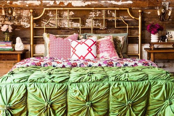combinação de estrutura de cama de latão rosa verde