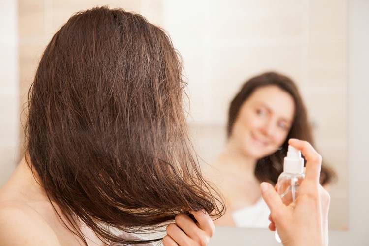 Spray de proteção solar para cabelos contra os raios ultravioleta