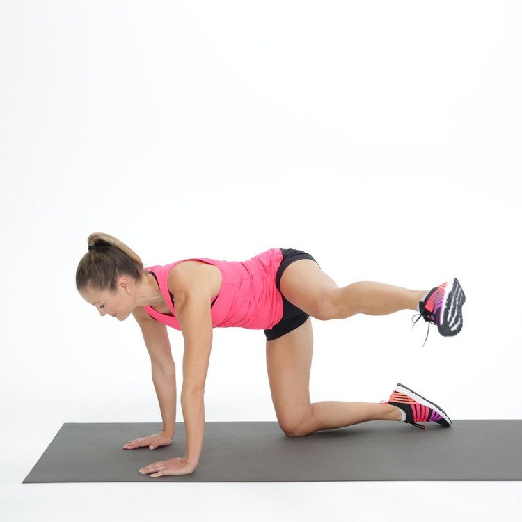 Livrar-se de exercícios de perna de treino de mergulho de quadril com peso corporal