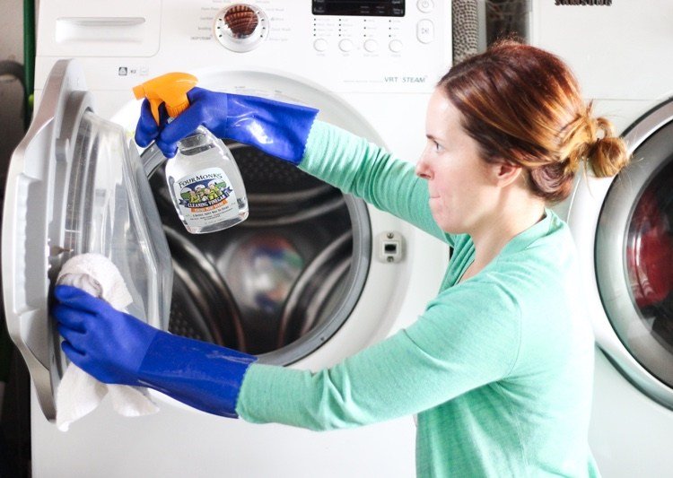 Limpe a máquina de lavar com vinagre ou ácido cítrico