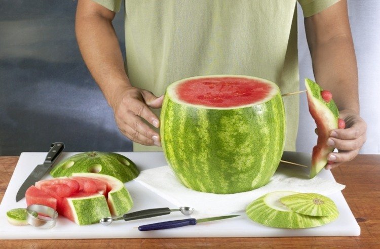 watermelon-decorating-ideas-teapot-instruções