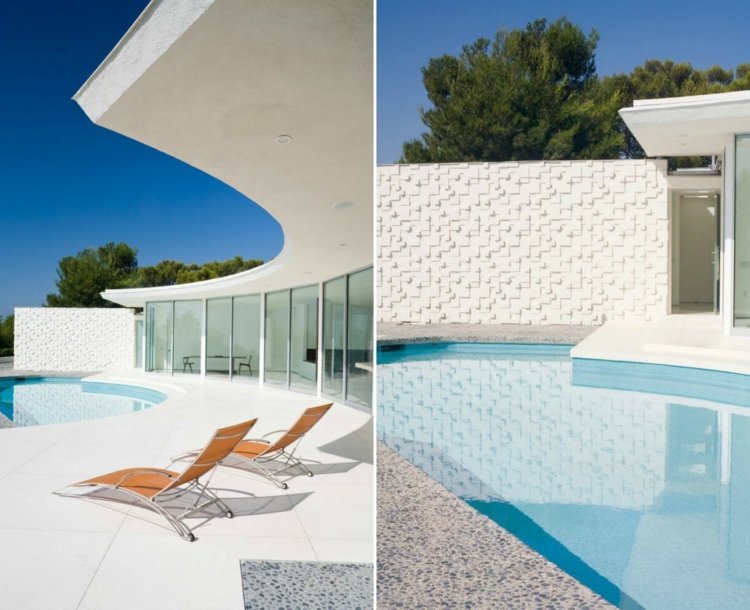 parede-bloco de concreto-chaise longue-piscina-telhado-villa-bangalô