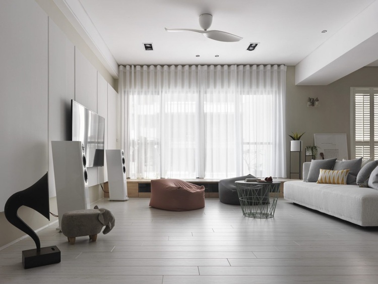 Pufes de sofá com tons de cinza laminado branco interior moderno e minimalista