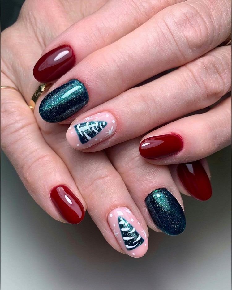 Unhas em formato de amêndoa Instruções curtas de design de unhas para árvore de Natal