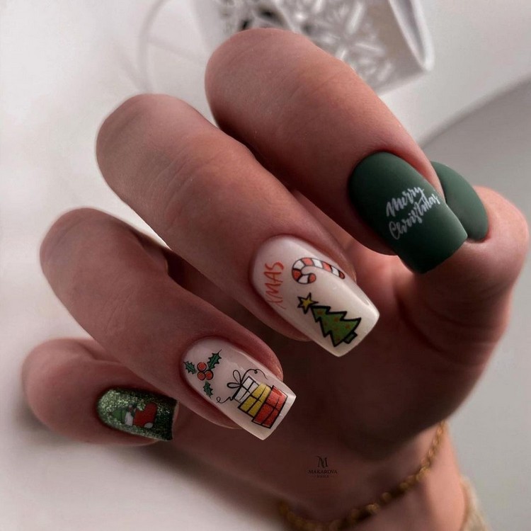 Christmas Nails 2020 Christmas Tree Nail Designs