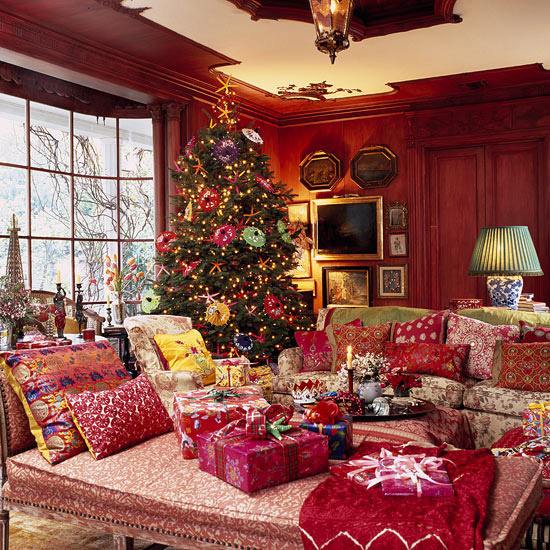 Dicas de decoração de árvores de Natal coordenadas com a decoração de interiores
