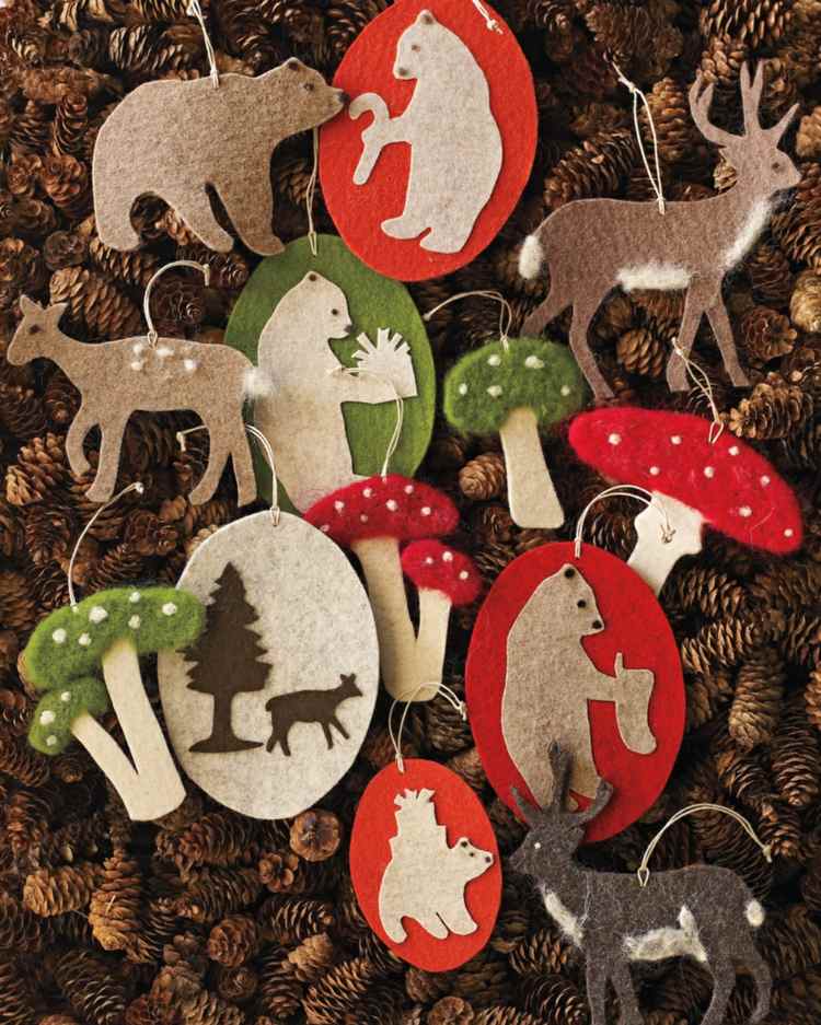 decorações de natal-funileiro-feltro-árvore-decorações-cogumelos de rena nua
