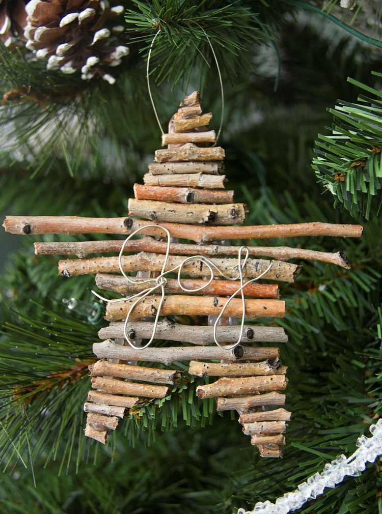 faça seus próprios palitos de decoração de natal em forma de estrela instruções fio alegria