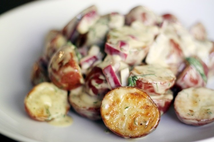 jantar-natal-ideias-menu-simples-salada-receita-batata-salada assada