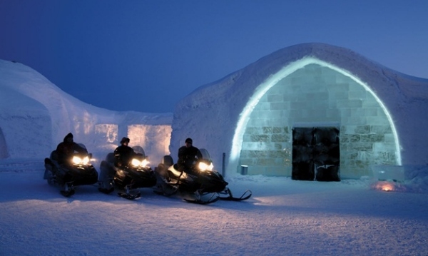 Iglu de hotel de gelo na Suécia