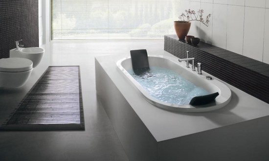 banheiras modernas com um design atemporal embutido