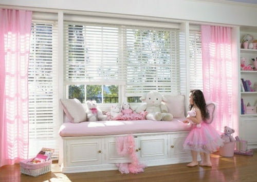 Pequeno banco princesa rosa para quarto de crianças