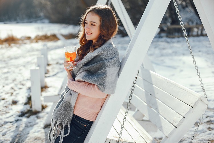 Óleos essenciais para o cuidado do cabelo Dicas de inverno