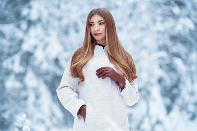 Dicas de cuidados com os cabelos no inverno sobre a frequência de lavagem do cabelo