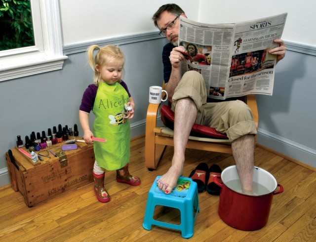 unhas pintando pedicure jornal dave engledow