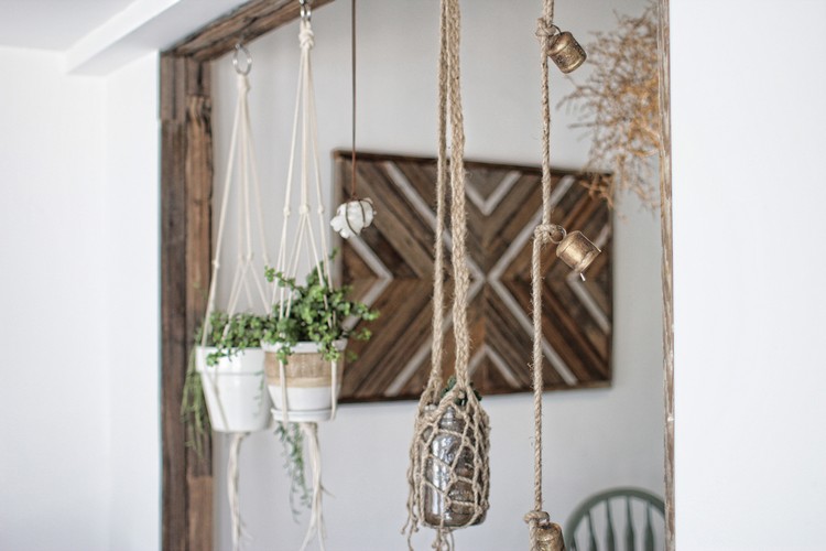 living-bohemian-style-macrame-plantter