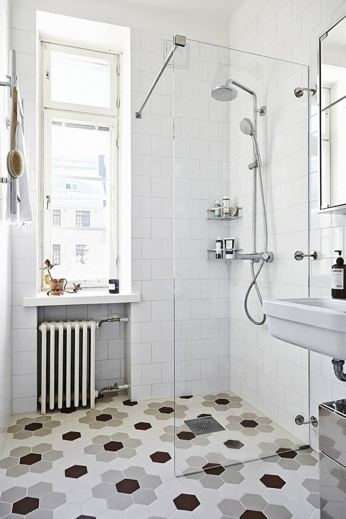 design banheiro azulejos chuveiro moderno apartamento flores