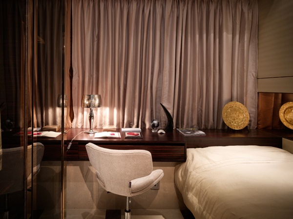quarto-moderno-bege-marrom