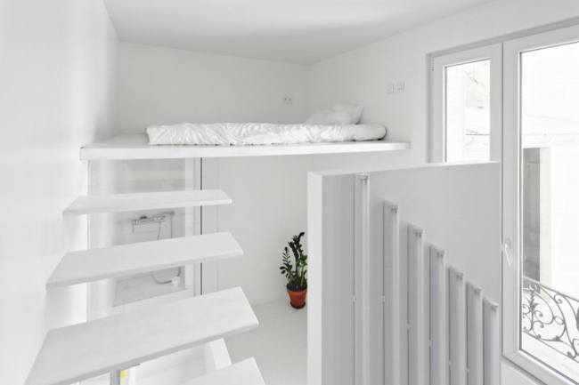A área de dormir economiza espaço nas escadas