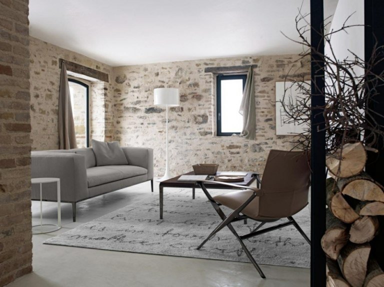 estilo country sala de estar simples parede de pedra sofá poltrona de madeira