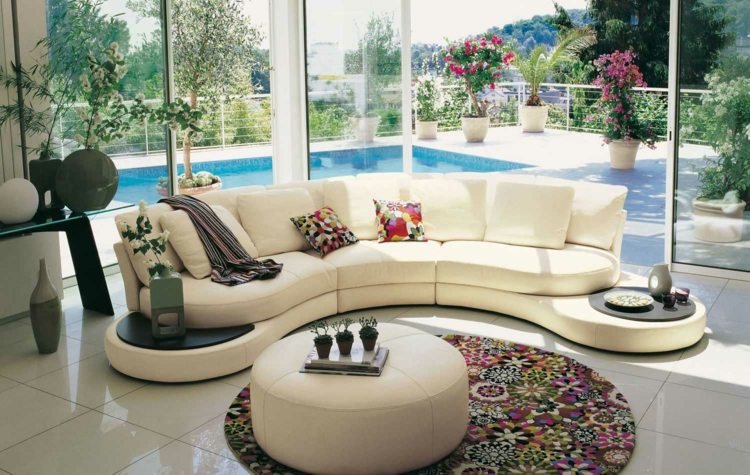 tapetes da sala de estar em volta de flores com motivos estampados em couro de sofá redondo colorido