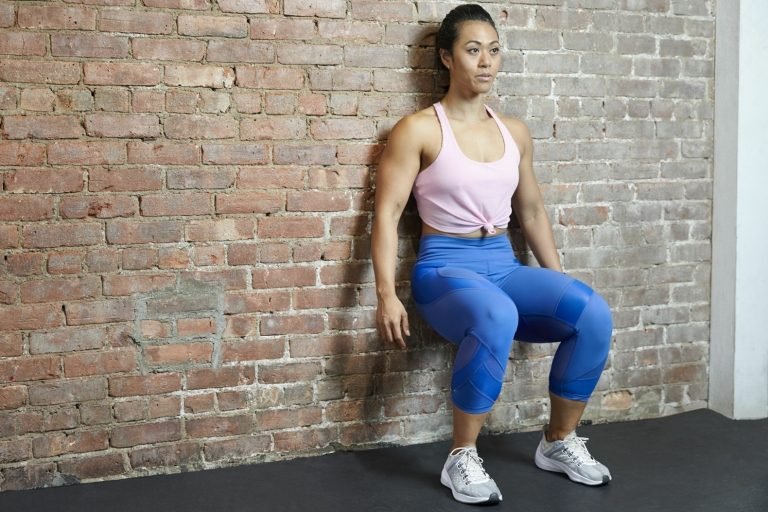 Perca peso com esporte em casa plano de treinamento de corpo inteiro Fique em forma, mulher