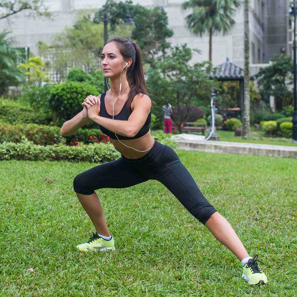 plano de exercícios abdominais para mulheres em casa parte superior do corpo ficando em forma mulher