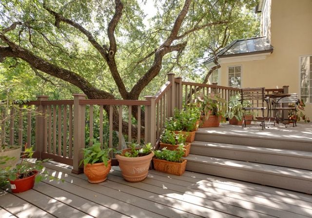 sistema ao ar livre que cobre as superfícies do terraço variantes de design