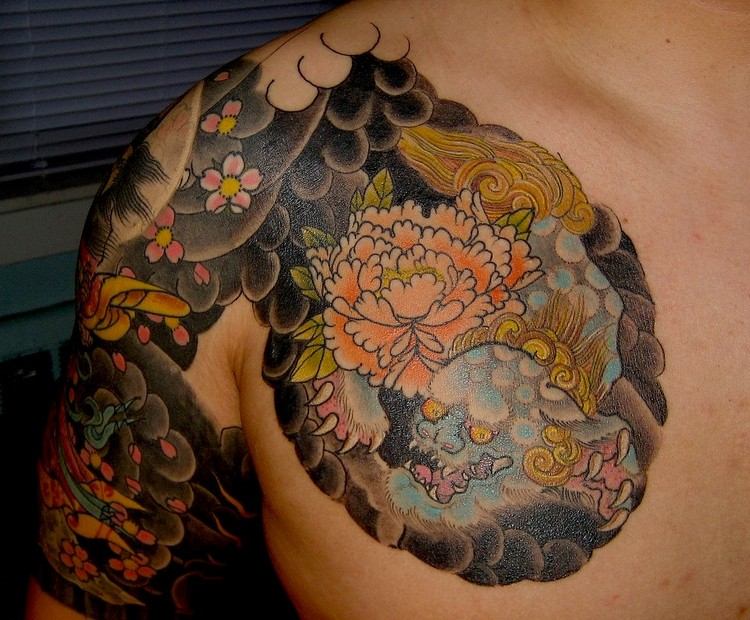 Oni Masks Tattoo Design Yakuza Tattoo Significado Tatuagem no peito para homens