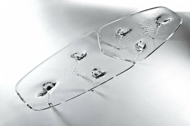 zaha-hadid-design-liquid-glazing-dining-table-two-part-glass-idea
